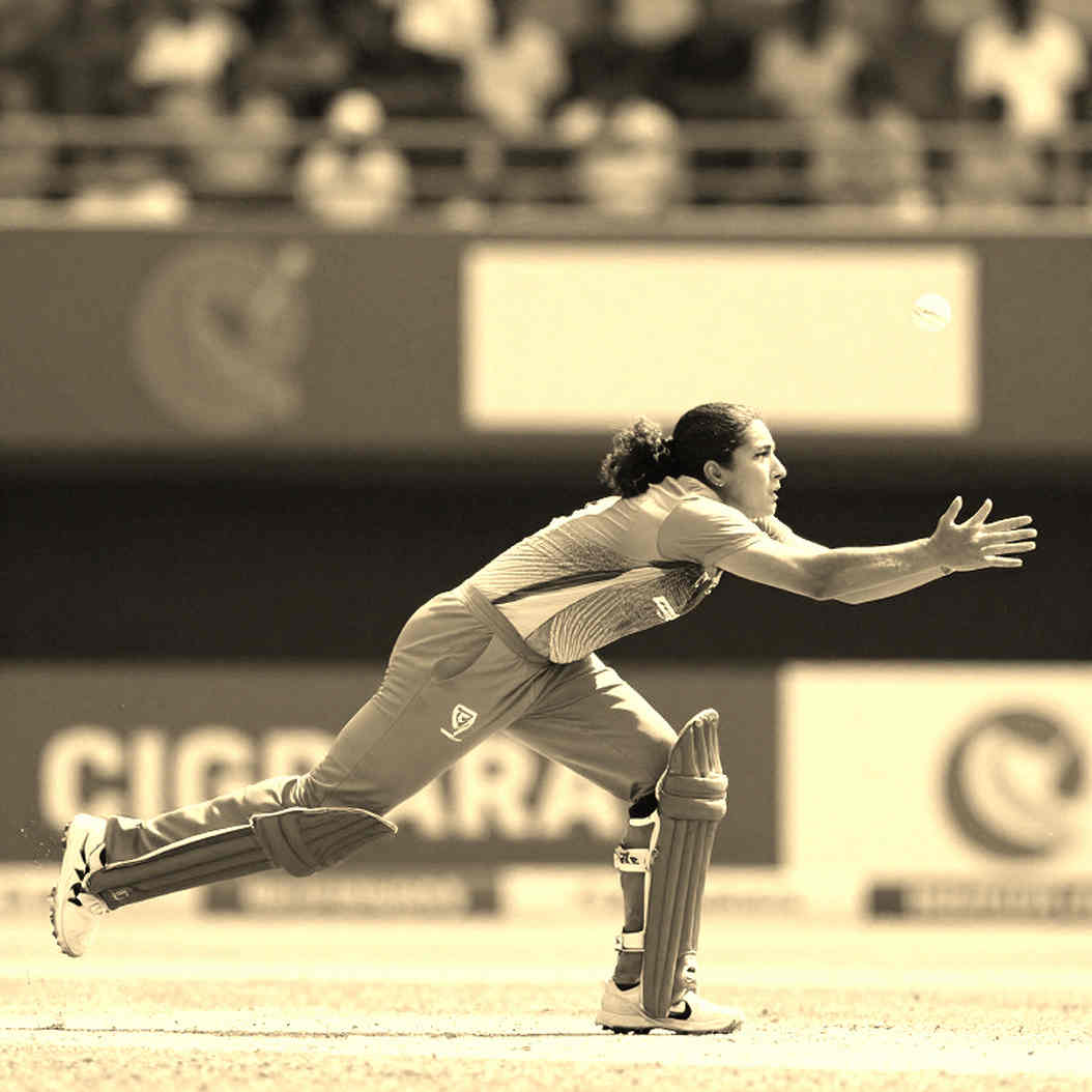 দুবাইয়ের চার-স্পিনার ধাঁধা: যে ফাইনাল গঠন দিয়ে নয়, দূরত্ব দিয়ে জিতেছিল